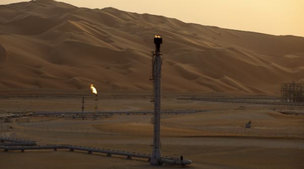 Saudi Aramco подписала контракты на добычу газа стоимостью $25 млрд
