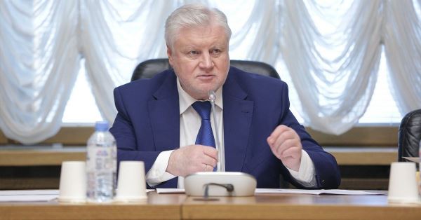 Сергей Миронов выступил против увеличения срока ремонта автомобилей по ОСАГО