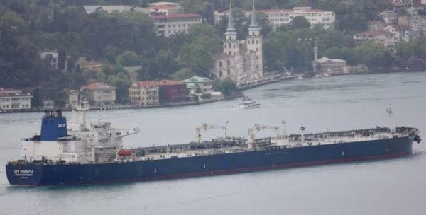 Reuters: ставки фрахта российской нефти упали до самого низкого уровня с 2022 года