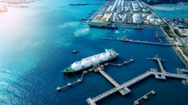 К 2030 году мировое предложение СПГ превысит спрос на 11% — BloombergNEF